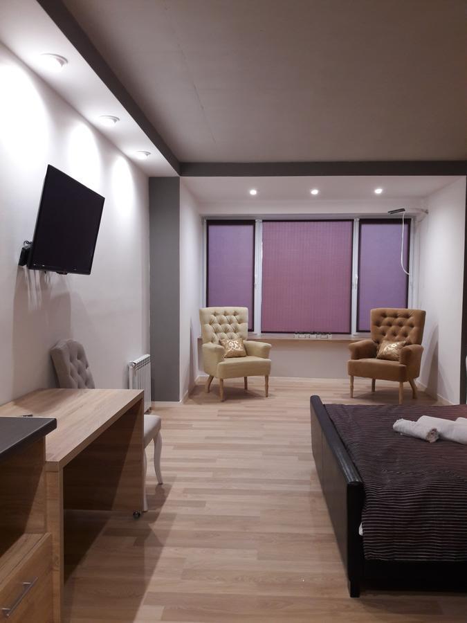 Mini Hotel On Demiivska Kiev Dış mekan fotoğraf