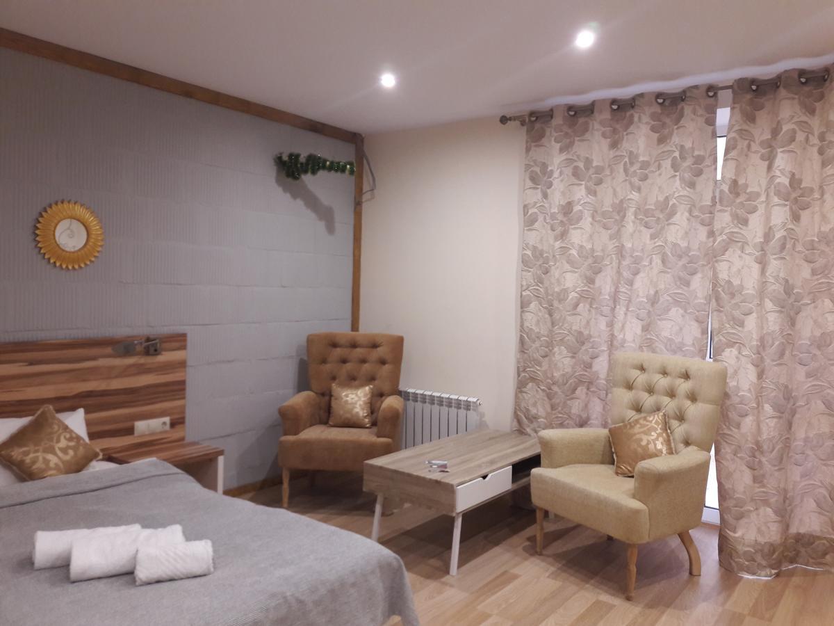Mini Hotel On Demiivska Kiev Dış mekan fotoğraf
